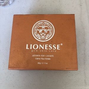 LIONESSE AMBER EYE CREAM